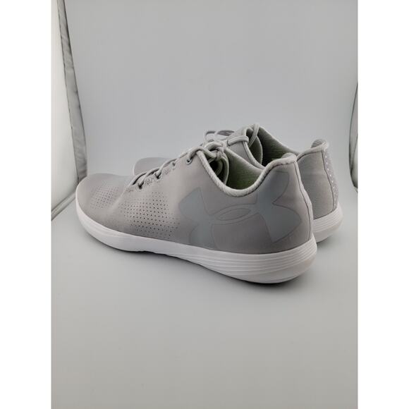 Under Armour Women's Shoe Sneaker Gray White Street Precision Low Size 8.5 - Picture 3 of 9